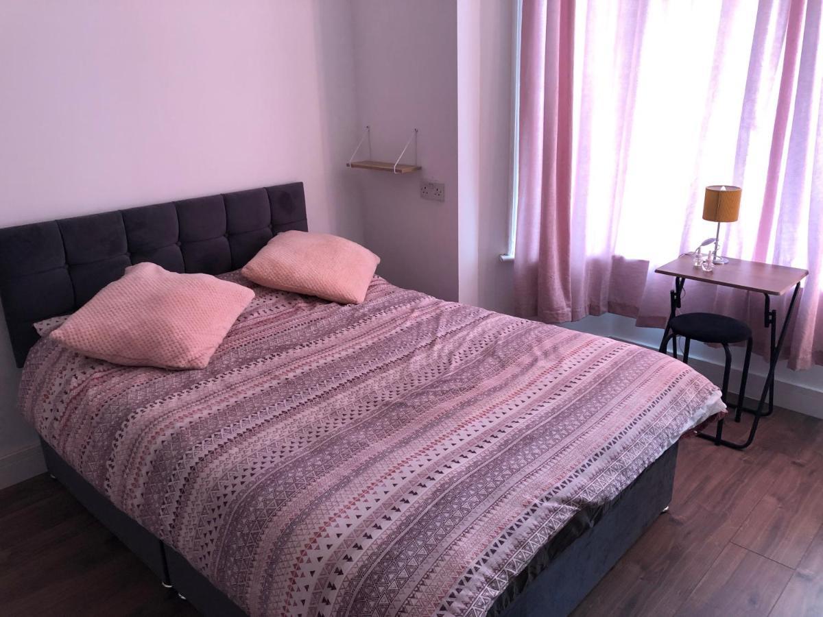 リンカーン Blue House Bed & Breakfast エクステリア 写真